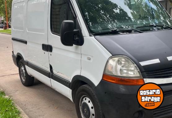 Utilitarios - Renault Master furg�n corto alto 2010 Diesel 600000Km - En Venta
