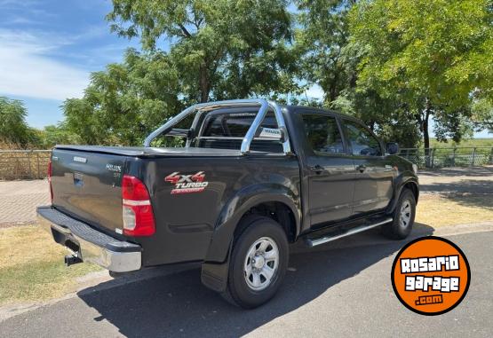 Camionetas - Toyota Hilux 2012 Diesel 205000Km - En Venta
