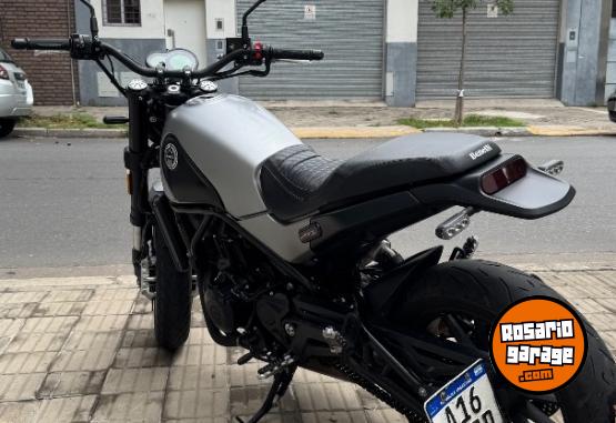 Motos - Benelli Leoncino 500 2022 Nafta 12000Km - En Venta