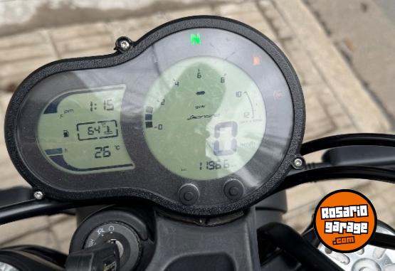 Motos - Benelli Leoncino 500 2022 Nafta 12000Km - En Venta