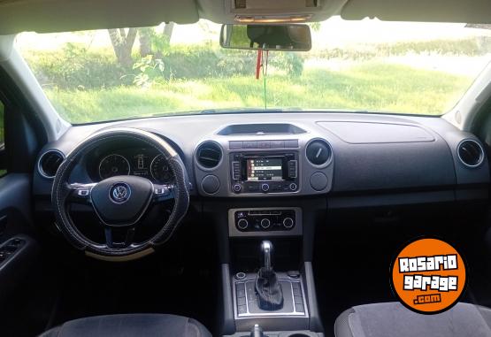 Camionetas - Volkswagen Amarok Dark Label. 2014 Diesel 180000Km - En Venta
