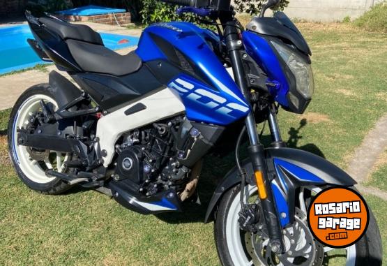 Motos - Bajaj Rouser 2023 Nafta 19000Km - En Venta