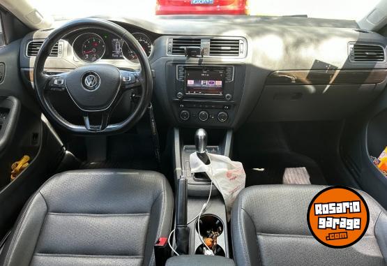 Autos - Volkswagen VENTO HIGHLINE L17 2017 Nafta 110000Km - En Venta