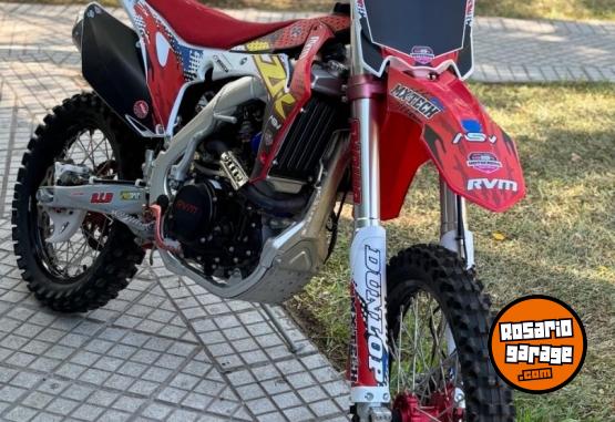 Motos - RVM X 2025 Nafta 8Km - En Venta