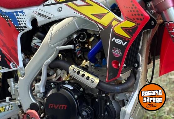 Motos - RVM X 2025 Nafta 8Km - En Venta