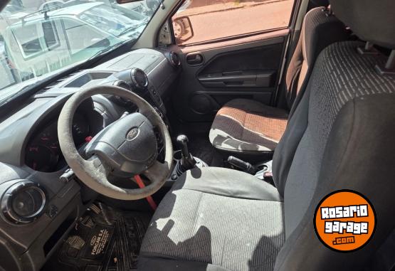 Autos - Ford Eco 2010 GNC 130000Km - En Venta