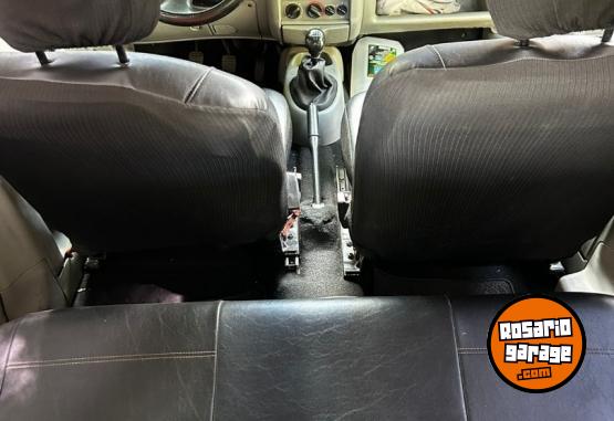 Utilitarios - Renault Kangoo 2014 Diesel 170000Km - En Venta