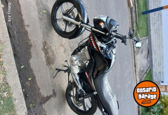 Motos - Honda Titan new  150 2021 Nafta 35000Km - En Venta