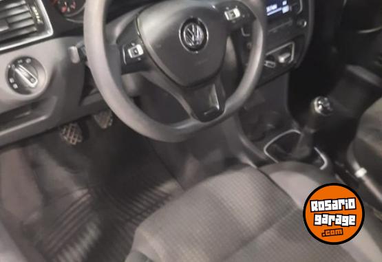 Autos - Volkswagen SURAN 1.6 TRACK 2018 Nafta 100000Km - En Venta