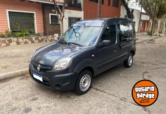 Utilitarios - Renault Kangoo 2016 GNC 140000Km - En Venta