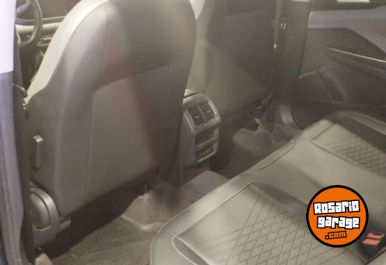 Autos - Volkswagen TAOS COMFORTLINE 2023 Nafta 40000Km - En Venta