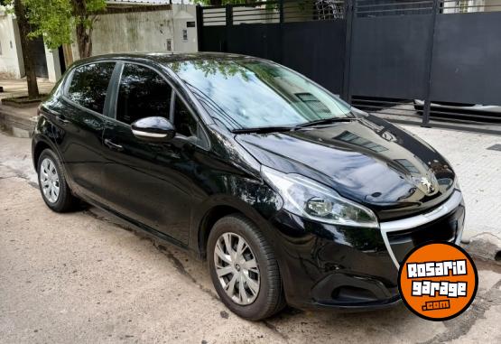 Autos - Peugeot 208 Feline 2017 Nafta 49000Km - En Venta