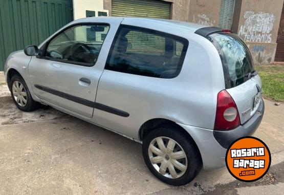 Autos - Renault Clio 2006 Nafta 180000Km - En Venta