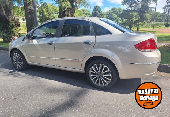 Autos - Fiat Linea corolla focus 2014 Nafta 110000Km - En Venta