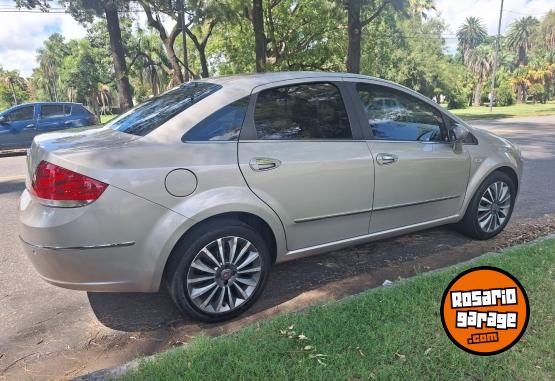 Autos - Fiat Linea corolla focus 2014 Nafta 110000Km - En Venta