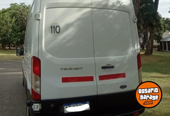 Utilitarios - Ford Transit no master sprinte 2021 Diesel 190000Km - En Venta