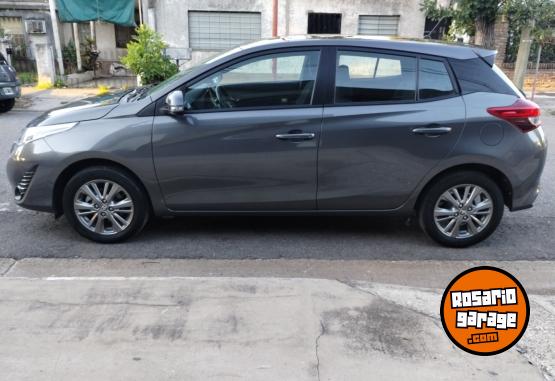 Autos - Toyota YARIS XLS 2021 Nafta 40000Km - En Venta