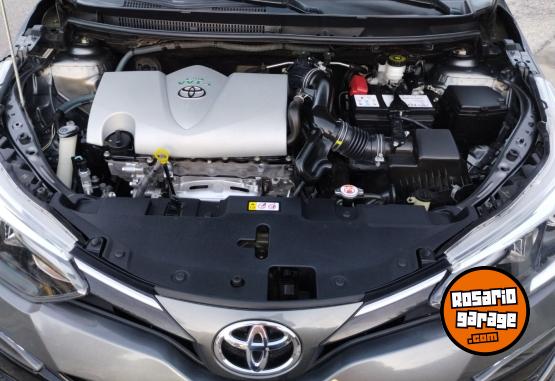 Autos - Toyota YARIS XLS 2021 Nafta 40000Km - En Venta
