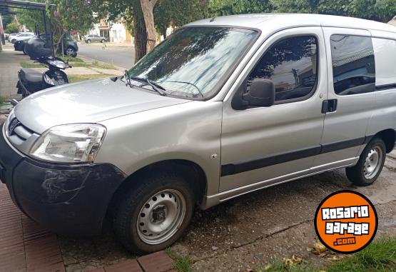 Utilitarios - Peugeot Partner 2017 GNC 157000Km - En Venta