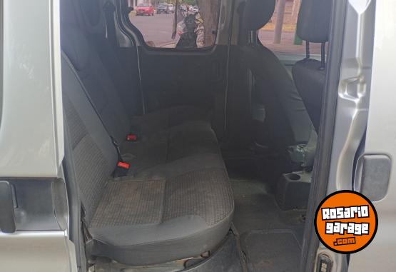 Utilitarios - Peugeot Partner 2017 GNC 157000Km - En Venta