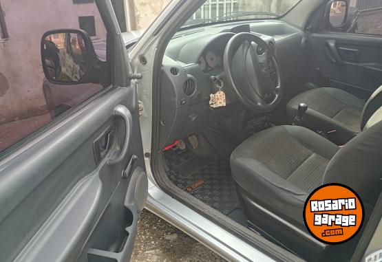 Utilitarios - Peugeot Partner 2017 GNC 157000Km - En Venta