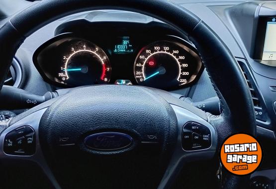 Autos - Ford Fiesta kinetic 1.6 se 2018 Nafta 110000Km - En Venta