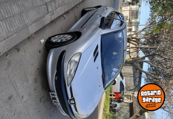 Autos - Peugeot 206 2004 Diesel 216000Km - En Venta