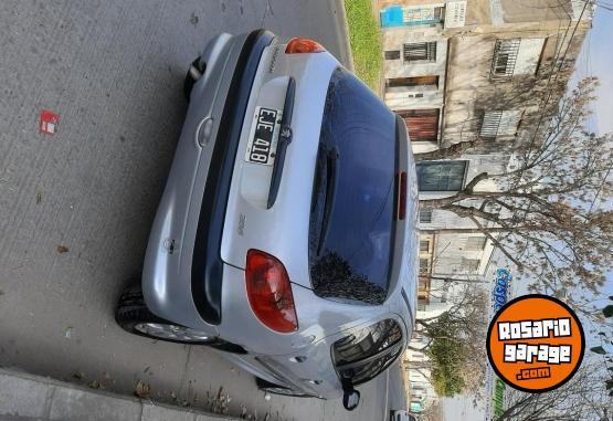 Autos - Peugeot 206 2004 Diesel 216000Km - En Venta