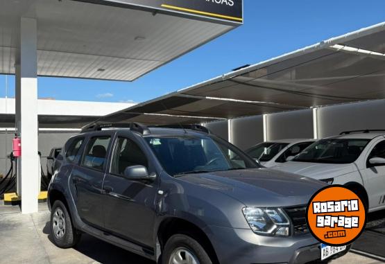 Autos - Renault Duster 2017 GNC 102300Km - En Venta