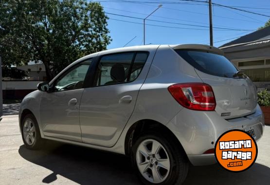 Autos - Renault sandero 2015 Nafta 96000Km - En Venta