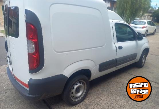 Utilitarios - Fiat Fiorino 2015 Nafta 240000Km - En Venta