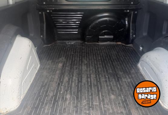 Utilitarios - Fiat Fiorino 2015 Nafta 240000Km - En Venta