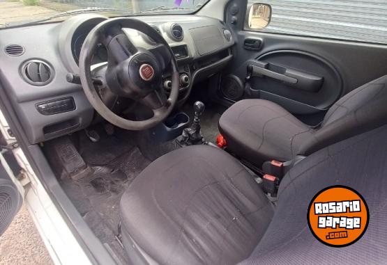 Utilitarios - Fiat Fiorino 2015 Nafta 240000Km - En Venta