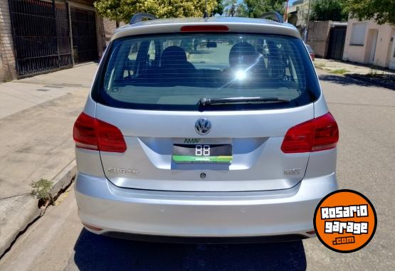 Autos - Volkswagen SURAN TRENDLINE 1.6N 2015 Nafta 115000Km - En Venta