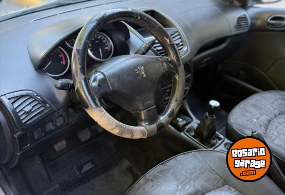 Autos - Peugeot 207 2010 Nafta 200000Km - En Venta