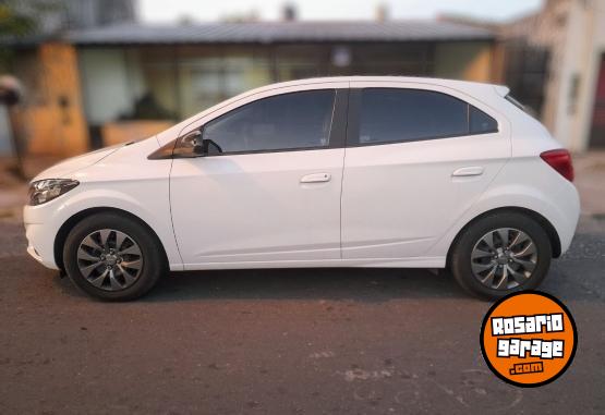 Autos - Chevrolet Onix joy black 1.4 2023 Nafta 17000Km - En Venta