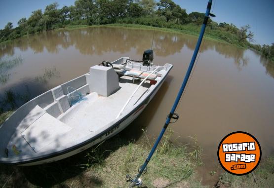 Embarcaciones - Liquido lancha costero 520 + 40 hp 2t - En Venta