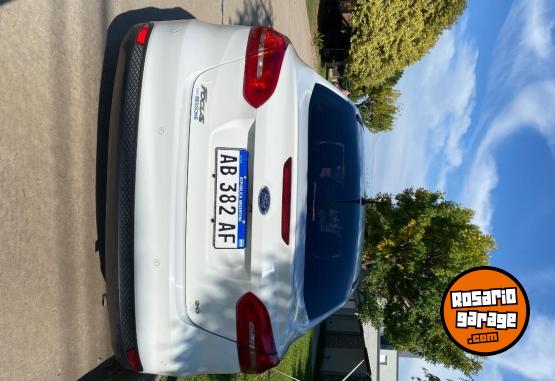 Autos - Ford Focus 3 2017 Nafta 105000Km - En Venta
