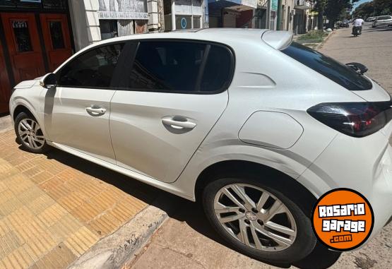Autos - Peugeot 208 Active 2020 Nafta 61000Km - En Venta