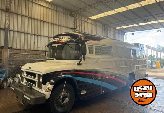 Camionetas - Chevrolet Motor Mercedes Benz 1983 Diesel 200000Km - En Venta