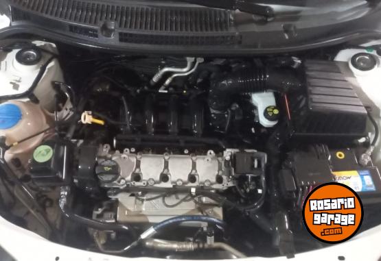 Camionetas - Volkswagen SAVEIRO 2016 Nafta 105000Km - En Venta