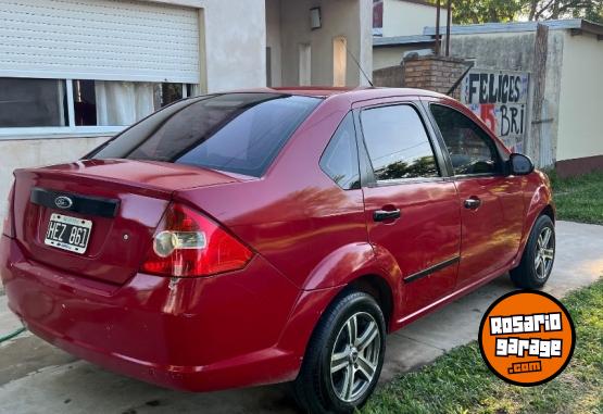 Autos - Ford Fiesta Max 2008 Nafta 212000Km - En Venta