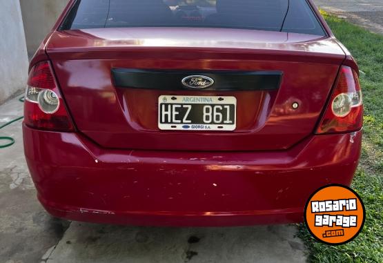 Autos - Ford Fiesta Max 2008 Nafta 212000Km - En Venta