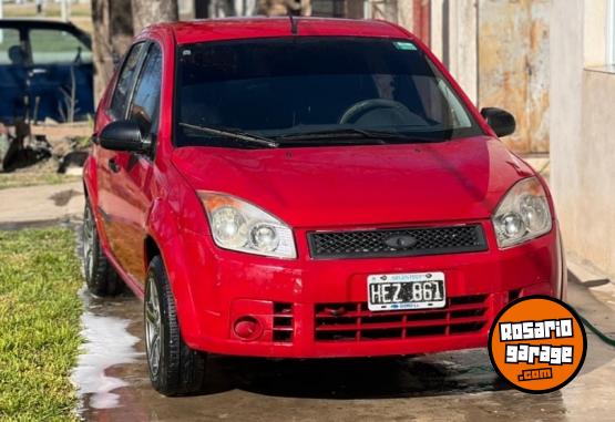 Autos - Ford Fiesta Max 2008 Nafta 212000Km - En Venta