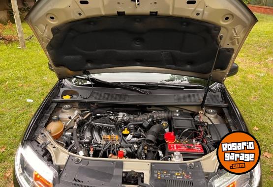 Autos - Renault RENAULT LOGAN 1.6 nafta 2022 GNC 71000Km - En Venta