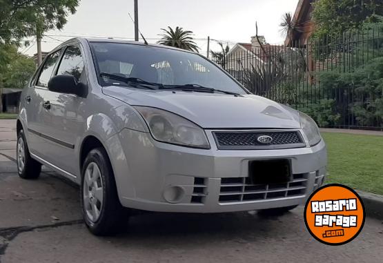 Autos - Ford Fiesta Max 2009 GNC 127000Km - En Venta