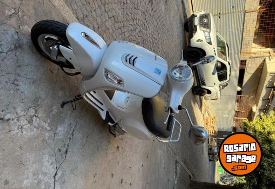 Motos - Vespa VXL 150 2018 Nafta 10000Km - En Venta