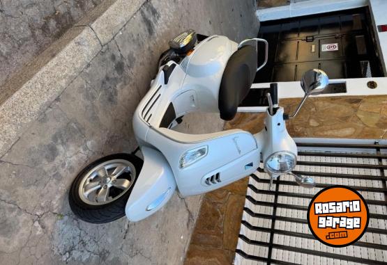 Motos - Vespa VXL 150 2018 Nafta 10000Km - En Venta