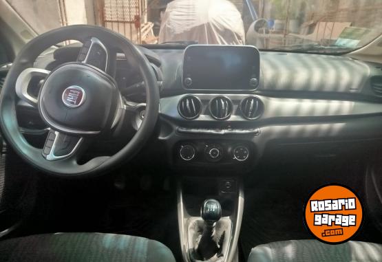 Autos - Fiat Cronos 2018 GNC 111111Km - En Venta