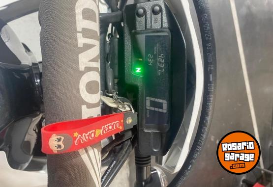 Motos - Honda Tornado 250 2023 Nafta 4500Km - En Venta